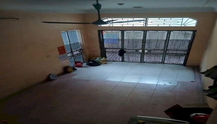 Cho thuê nhà ngõ 250 Phố Khương Trung, 43m2, 3 tầng, 3 ngủ, 10.5 Triệu, Full đồ vào ngay